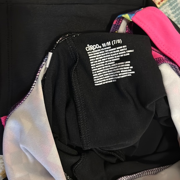 Girls leotard size 7/8 Leo - Picture 4 of 4